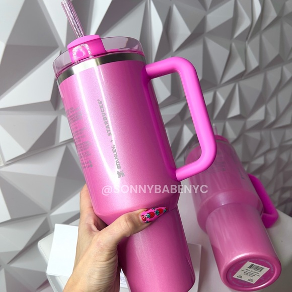 STANLEY × STARBUCKS WINTER PINK EXCLUSIVE
40oz - Picture 3 of 4